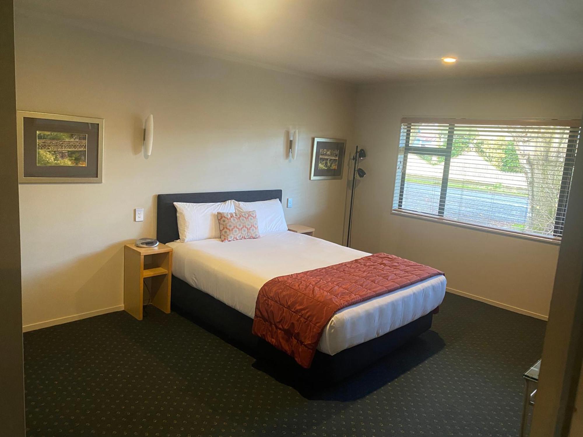 Motel Bentleys Motor