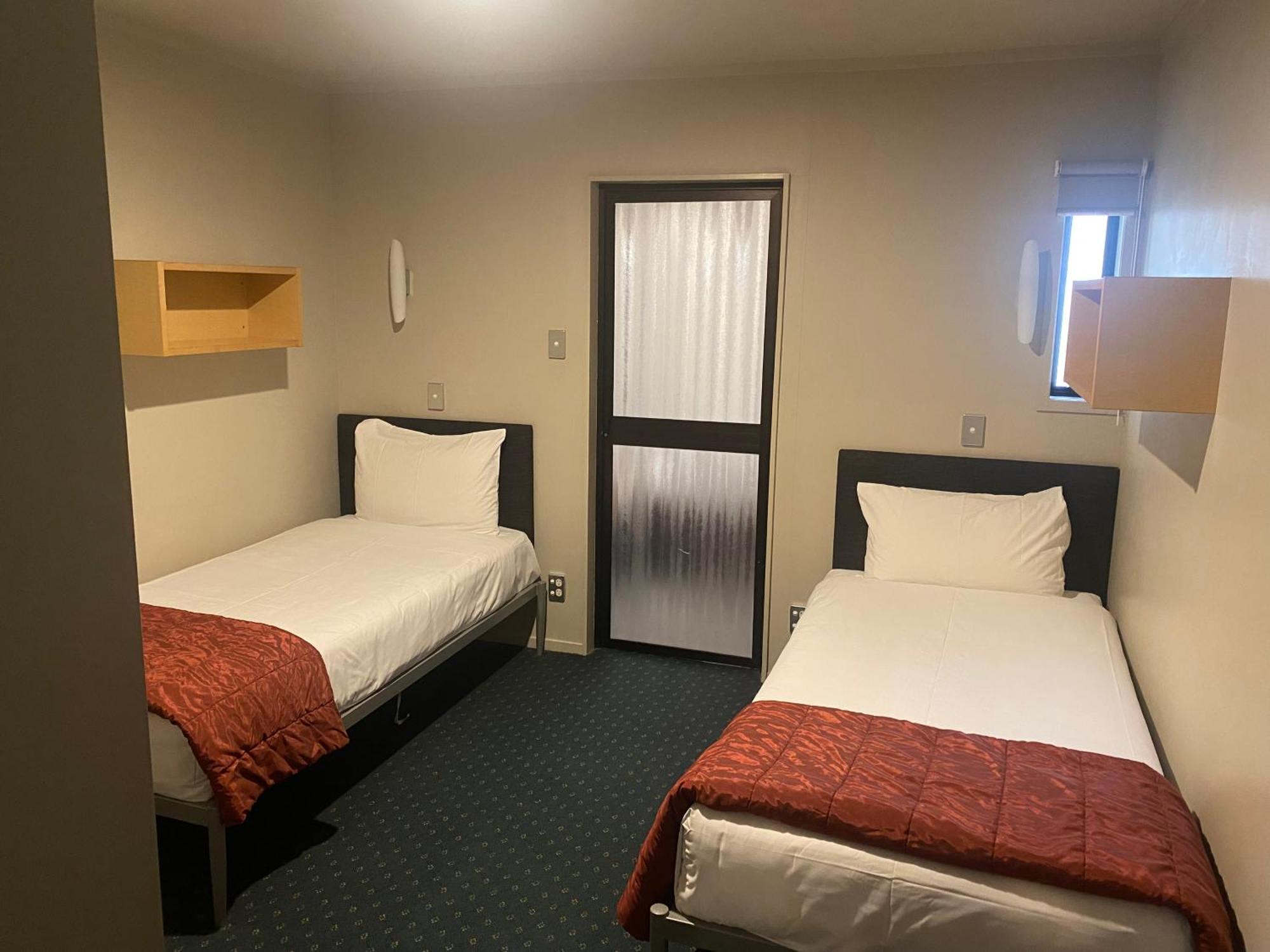 Bentleys Motor 4* Palmerston North